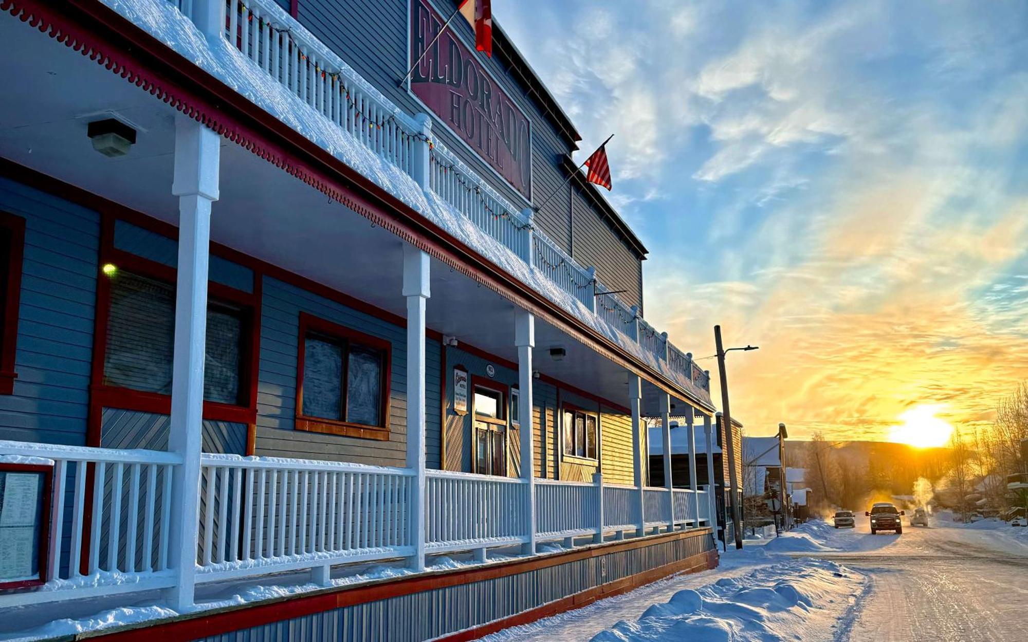 Eldorado, A Coast Hotel Доусон Экстерьер фото